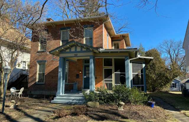 102 N Washington Street photos photos