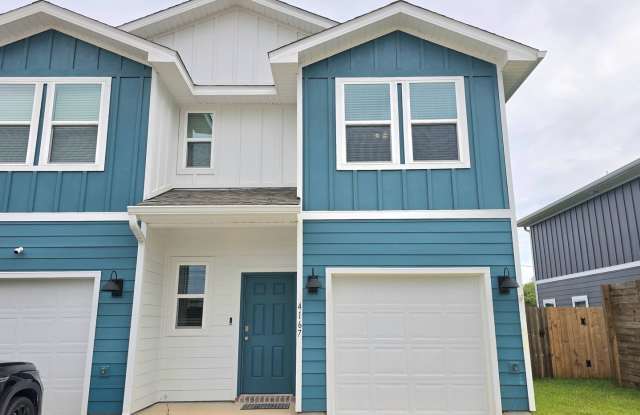 3-Bedroom Townhome photos photos