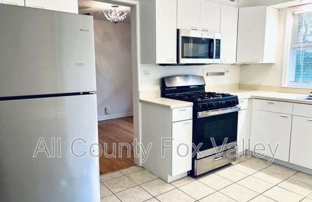 239 N Redfield Court Gallery 3