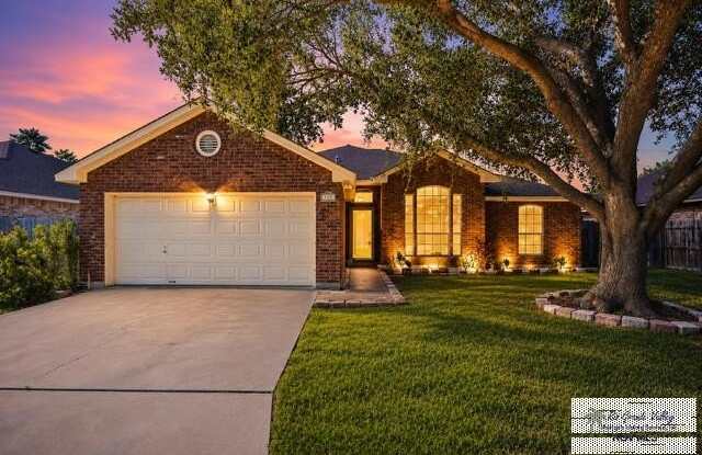 3409 VIOLET DR. Gallery 2