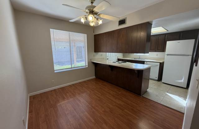 121 E 14th Pl photos photos