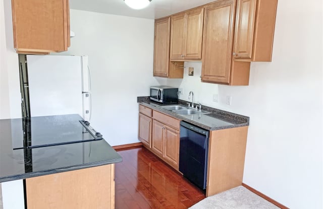9562 Carroll Canyon Road - 9562 Carroll Canyon Road, San Diego, CA 92126