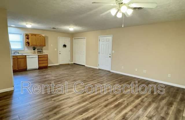1000 E Reeves Apt A Gallery 2