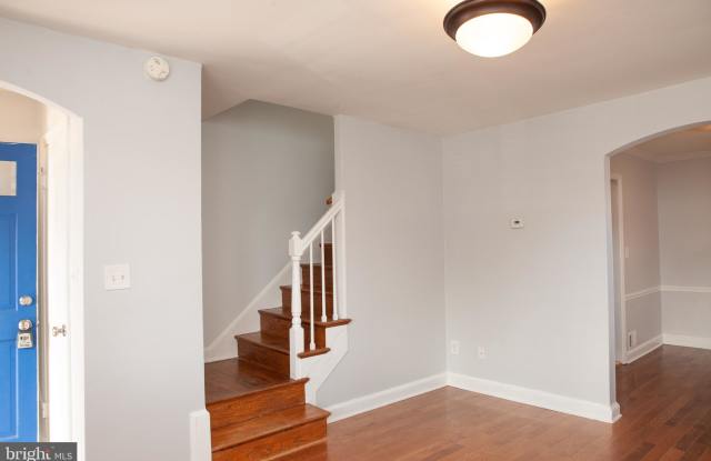 228 WESMOND DRIVE Gallery 3
