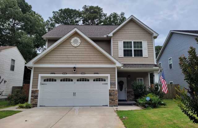Beautiful 4 Bedroom, 2.5 Bath Home photos photos