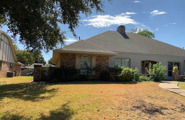 1612 Treehouse Lane Gallery 2