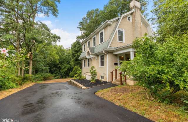 108 BIDDLE ROAD photos photos