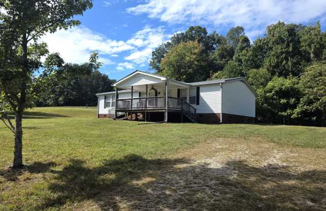 3 Bed, 2 Bath Double‑Wide – Peaceful Country Living in Claudeville, VA Gallery 1