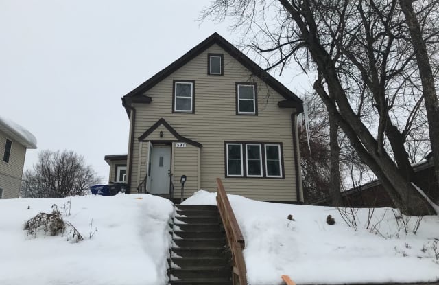 391 Case Ave East - 391 Case Ave, St. Paul, MN 55130