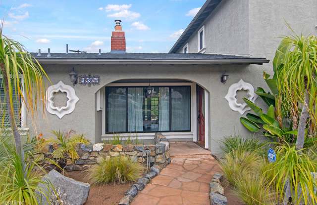 10804 Fuerte Drive Gallery 3