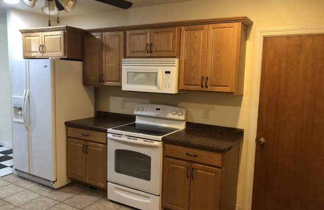 1115 N Mason St photos photos