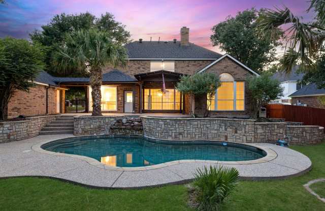 545 Oak Hill Drive Gallery 4