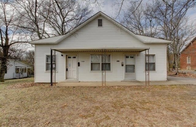 548 1/2 Greenwood Avenue - 548 1/2 Greenwood Ave, Clarksville, TN 37040