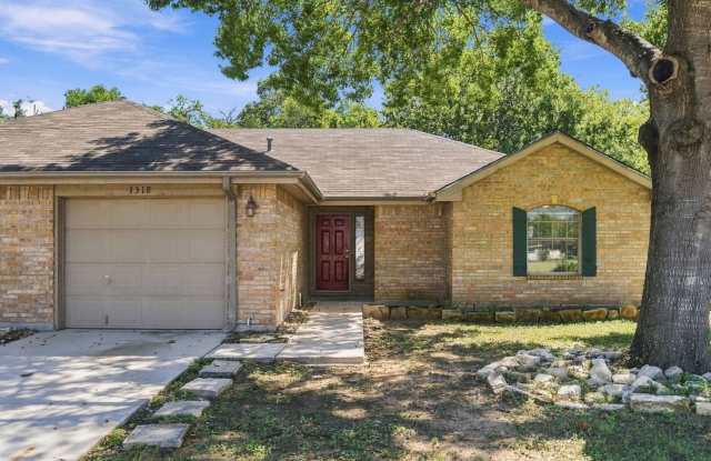 1318 SUMMERWOOD DR Gallery 3
