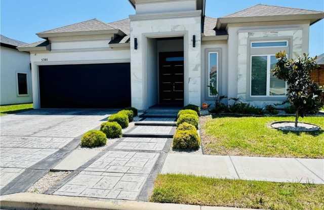 5701 Pelican Avenue photos photos