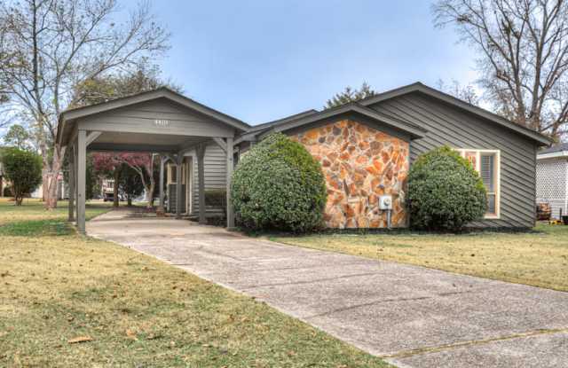 4410 Goshen Lake Drive South photos photos