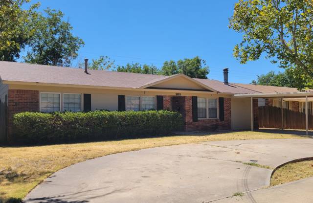 Updated 3-Bedroom Home with Carport and Storage Building Gallery 4
