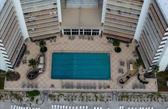 2295 GULF OF MEXICO Drive Gallery 4