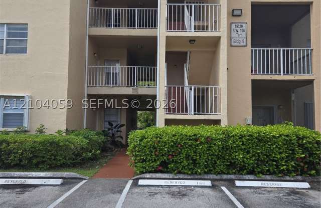 15330 SW 106th Ter Gallery 1