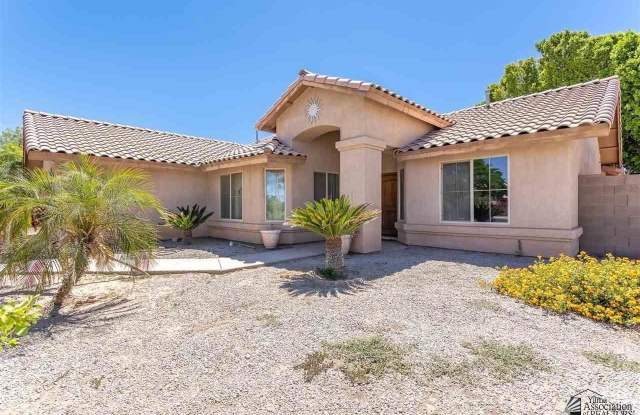 2668 E 48 DR photos photos