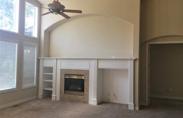 22581 East Euclid Place Gallery 4