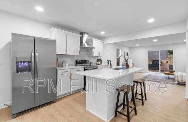 1025 42nd Avenue N photos photos