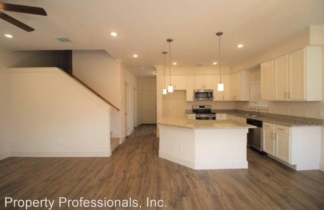 264 Sapphire Gallery 3