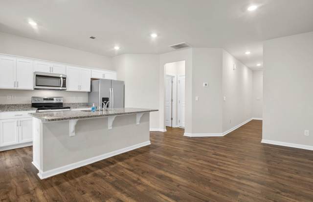 Modern living meets Convenience- Townhome in Greer, SC! *Waived Application Fee* With approved applicantion photos photos