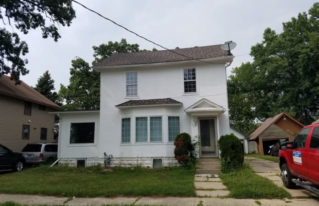 903 7th Ave. NE - 903 7th Avenue Northeast, Austin, MN 55912