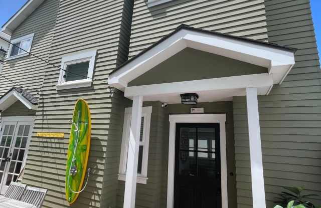 920 D Ave Gallery 3