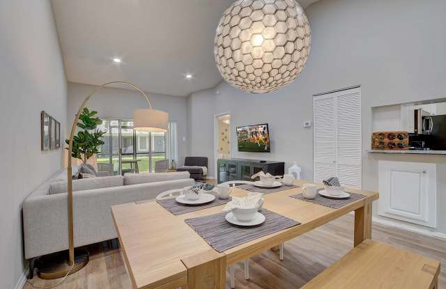 Addison Place Apartments Gallery 3