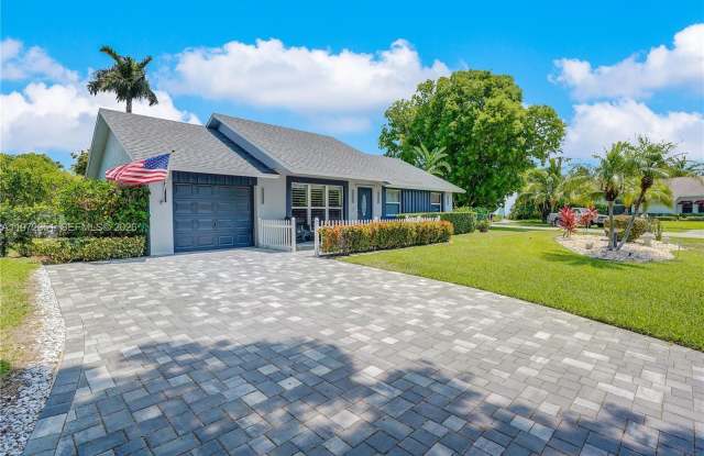 1315 Gallinule Dr photos photos