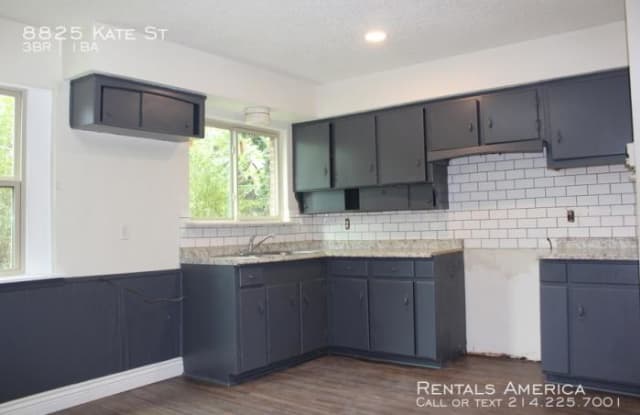 8825 Kate St - 8825 S Kate St, White Settlement, TX 76108