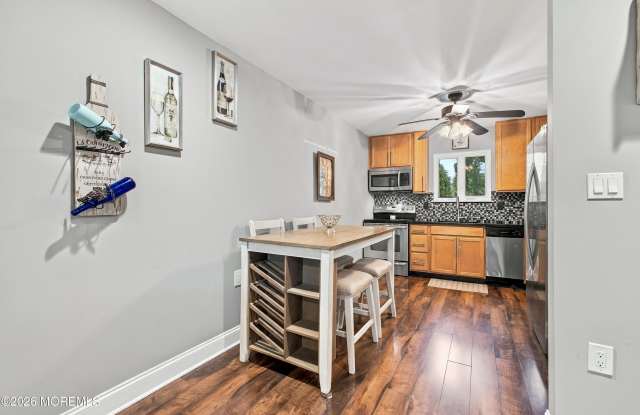 96 Briar Mills Drive Gallery 4