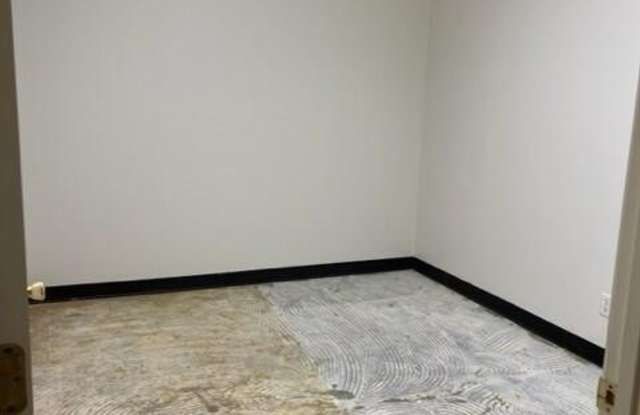 550 N Collegiate Drive Gallery 4