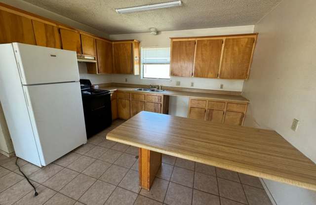 2 Bedroom & 3 Bedroom Apartments Gallery 2