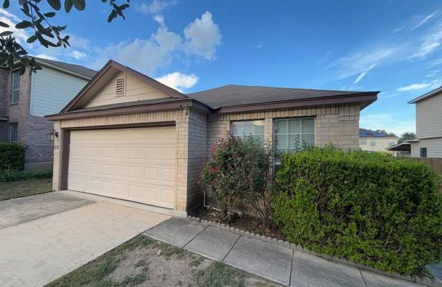 Charming 3-Bedroom Home Near Lackland AFB! photos photos