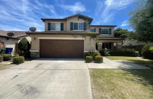 Amazing 5 Bedroom home off of Buena Vista & Panama Lane! photos photos