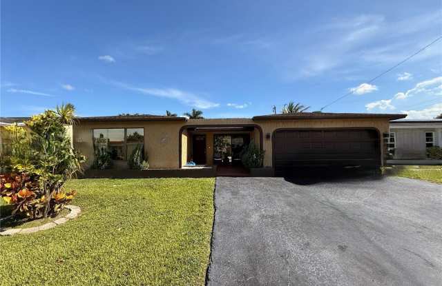 11450 Northwest 30th Place Gallery 1