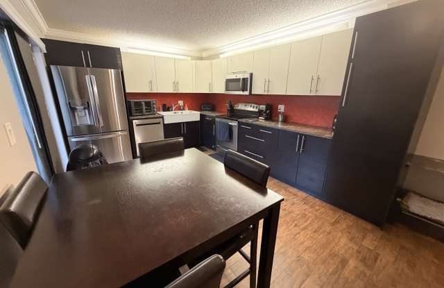 5211 Cedarbend Drive - 2 Gallery 3