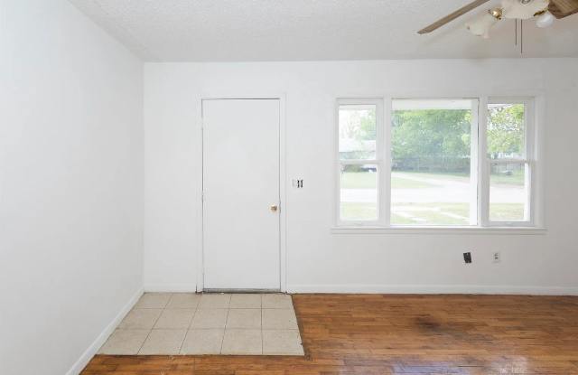 109 W. Hickory Ave. Gallery 2