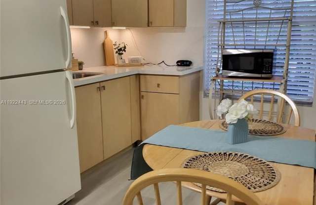 15520 SW 57th Ter photos photos