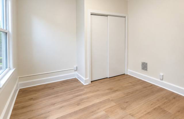 880 1st Avenue Gallery 2