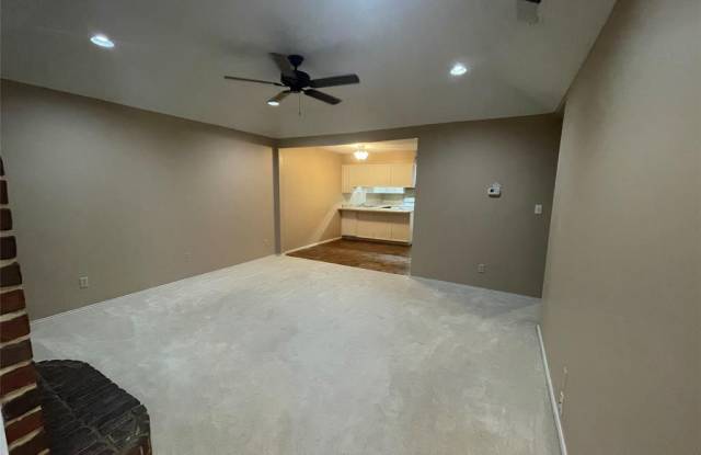7466 Coachwood Circle Gallery 3