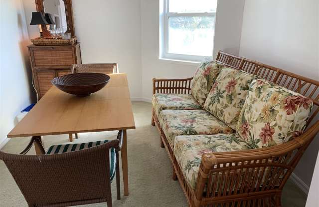 Sandpiper Cove Condominiums, Manasota Key - 1745 Gulf Boulevard, Manasota Key, FL 34223