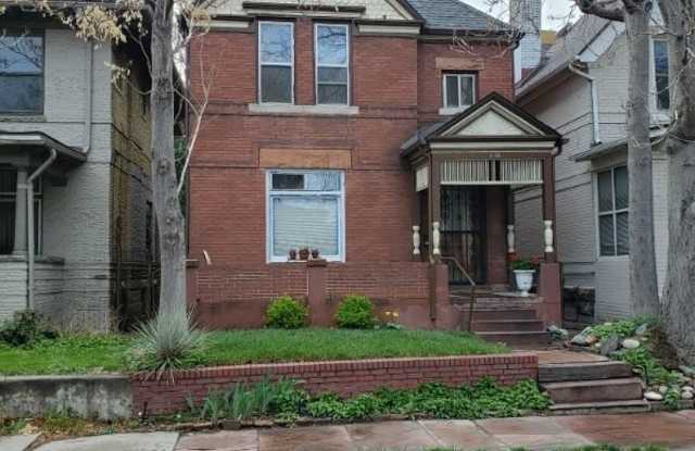 1136 N Washington St Gallery 2