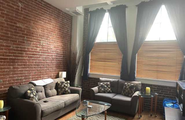 315 NEW ST #120 Gallery 1