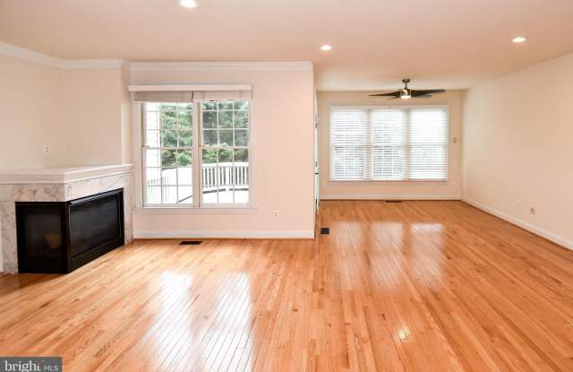 5426 EDSALL RIDGE PLACE Gallery 4