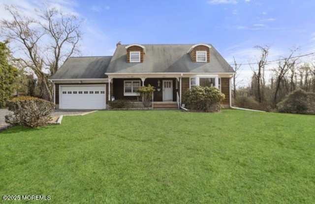 502 Monmouth Road photos photos