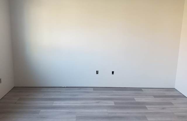 175 W 4900 S Gallery 4